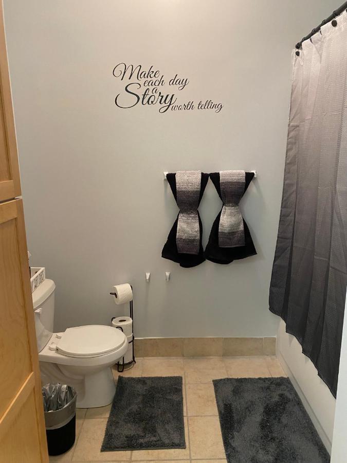 D.P. Location! Location! Stunning 2Bd/2Bath- Heart Of Downtown Atlanta *