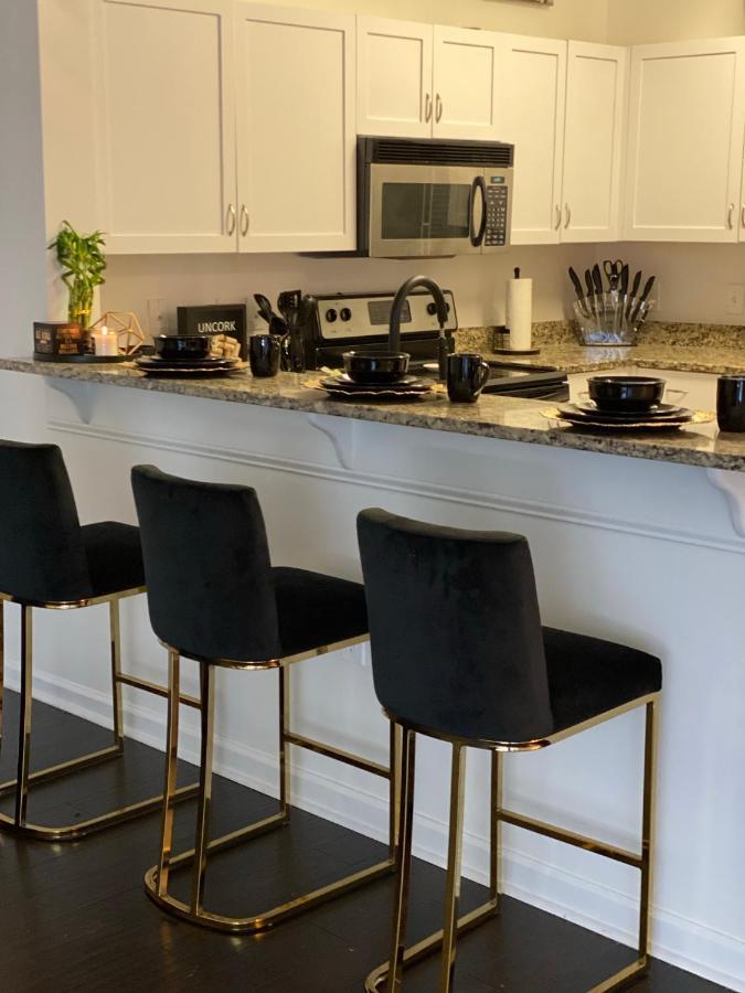 D.P. Location! Location! Stunning 2Bd/2Bath- Heart Of Downtown Atlanta Atlanta